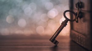 вскрыть замок без ключа