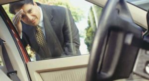 Как открыть автомобиль