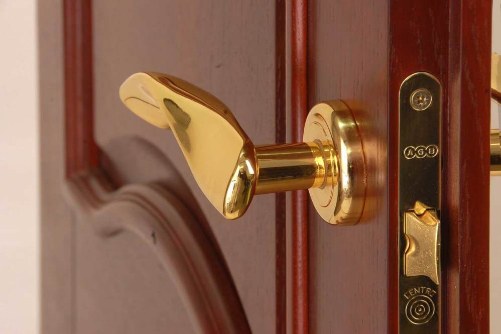 Как открыть замок?