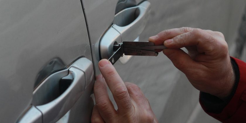 Открыть автомобиль в Волгограде