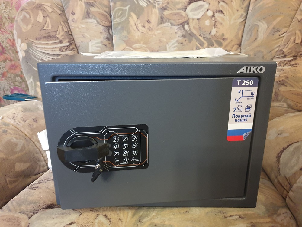 Как открыть сейф AIKO?